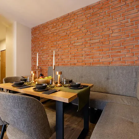 Cracow Wita Stwosza Premium Διαμέρισμα *