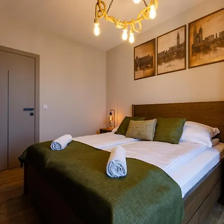 Cracow Wita Stwosza Premium Διαμέρισμα Krasków